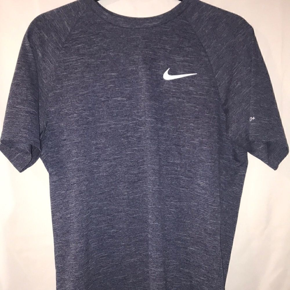 Nike Swim Dri-Fit Men's UPF 40+ Short Sleeve Gray Swim‎ Top T-Shirt Size S NWOT